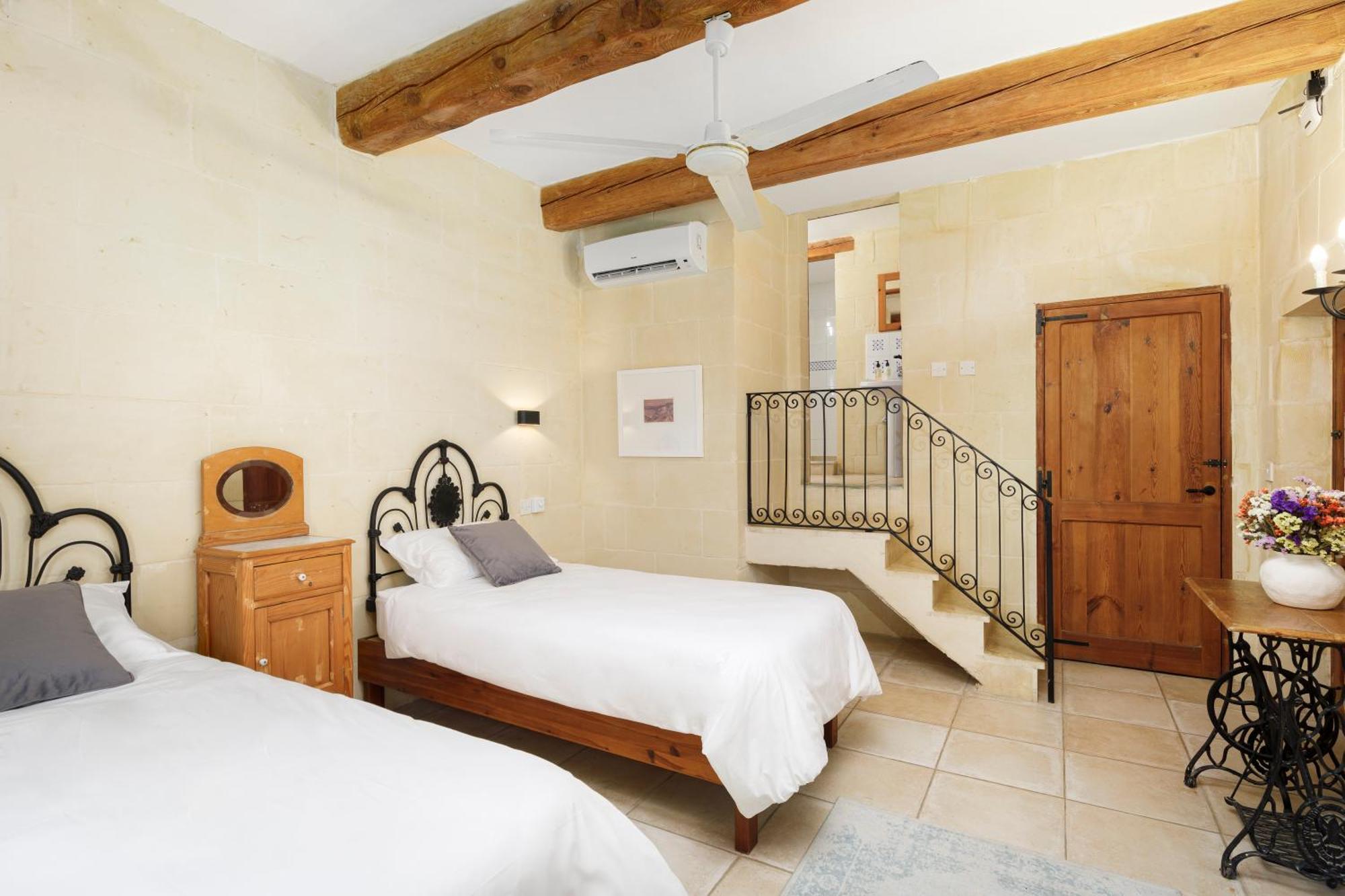 Gozo Escape Villa Għasri Екстериор снимка