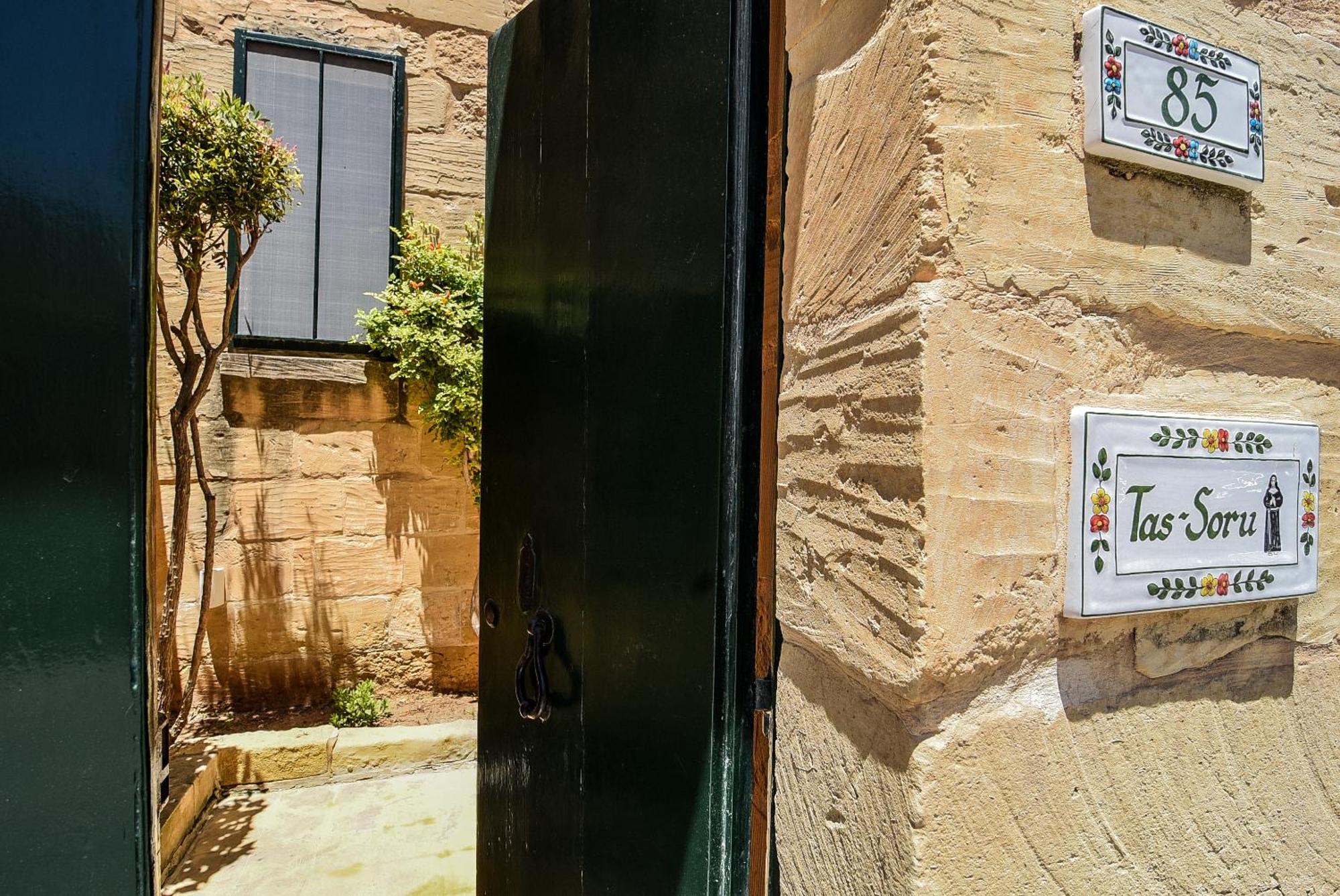 Gozo Escape Villa Għasri Екстериор снимка